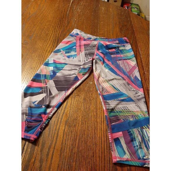 Girls Small 8/10 Adidas Multi-Color Legging Capri Casual Pants Athletic Sports - Picture 1 of 5